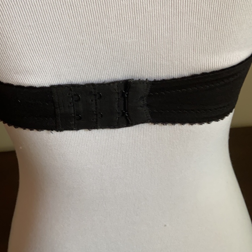 Black strapless bra 34C new - Picture 3 of 5